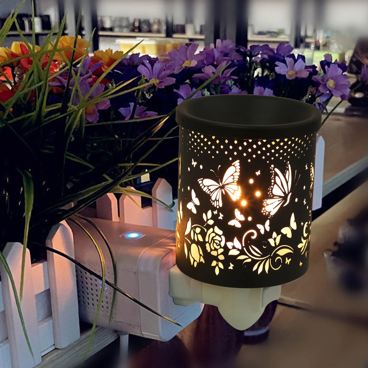 1PC Electric Wax Melt Warmer Wrought Iron Aromatherapy Night Light Plug in Fragrance Oil Burner Home Office Bedroom Decor