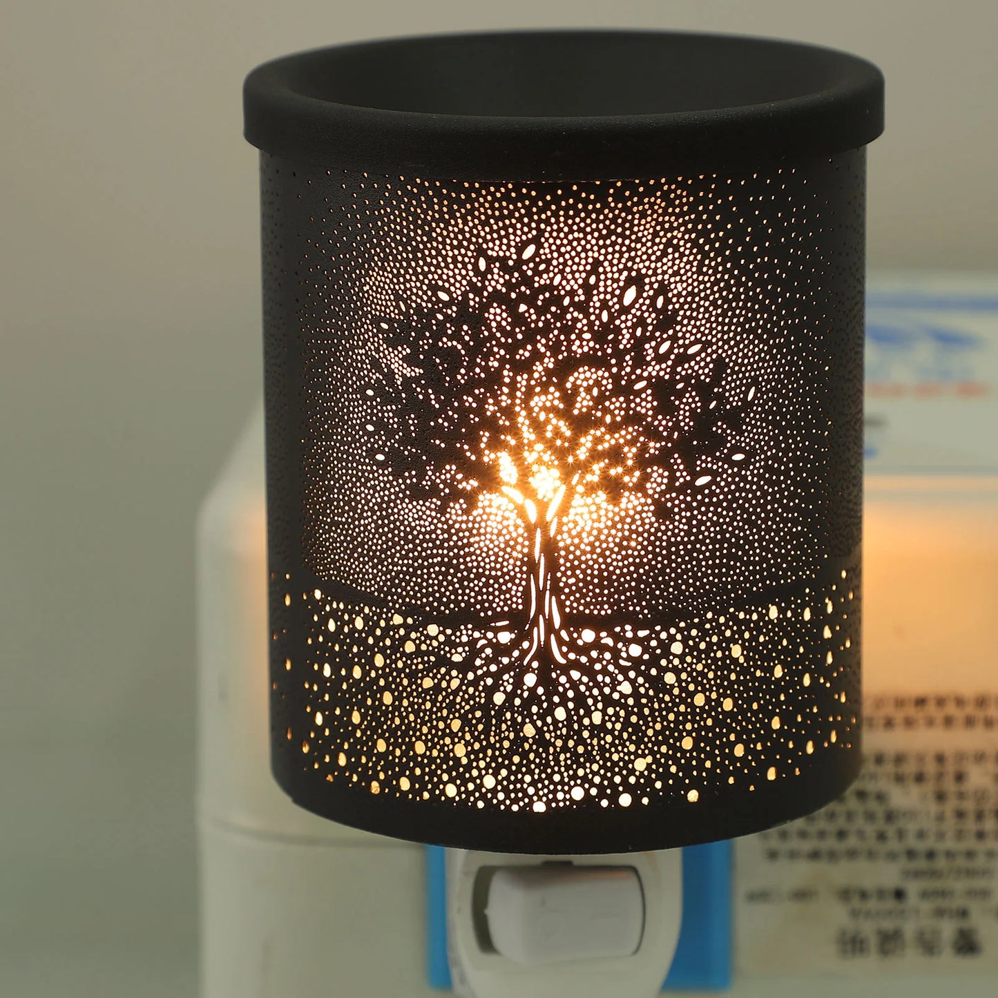 1PC Electric Wax Melt Warmer Wrought Iron Aromatherapy Night Light Plug in Fragrance Oil Burner Home Office Bedroom Decor
